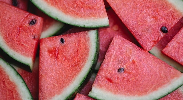 The Best Fruits for Decorating