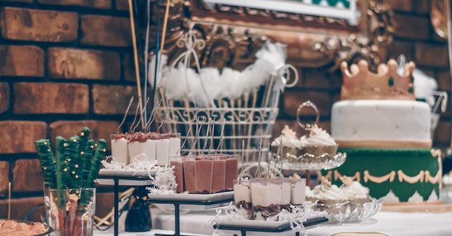 Dining Room Table Settings