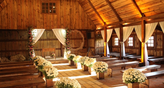 Indoor Wedding Decoration Ideas