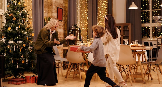 Backdrop Christmas Party Decoration Ideas