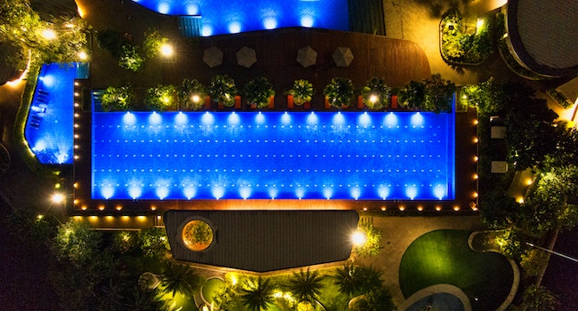 Pool Decoration Ideas