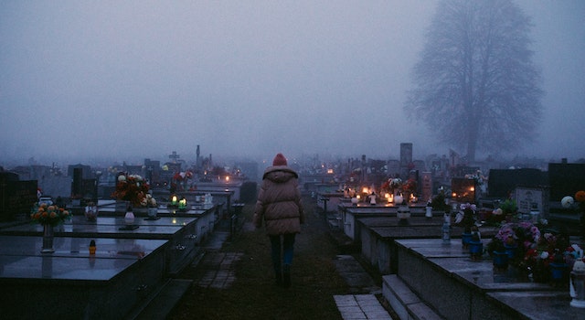 Cemetery Grave Decoration Ideas
