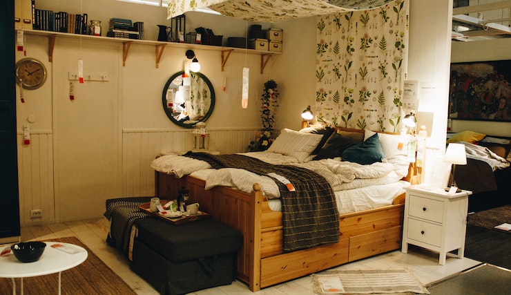 Side Table Decoration Ideas