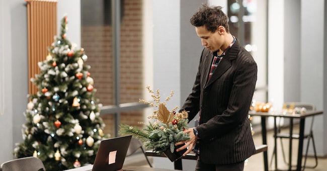 Christmas Decoration Ideas for Office