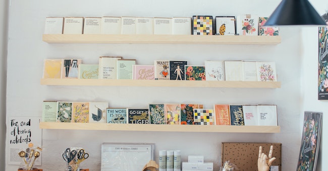 The Description of Various Kinds of Bookshelves