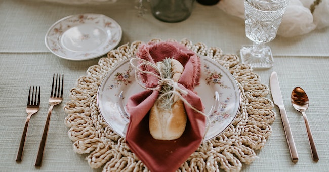 The Importance of Table Decorations in Weddings