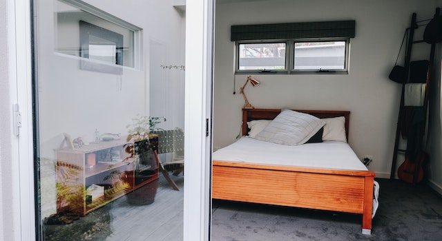 How to Design a Single Room?